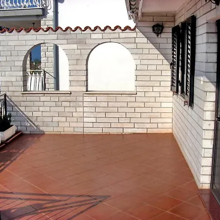 Ika 1 Guest house Brtonigla